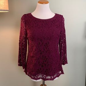 Talbots Size 6 floral lace overlay top in Plum.